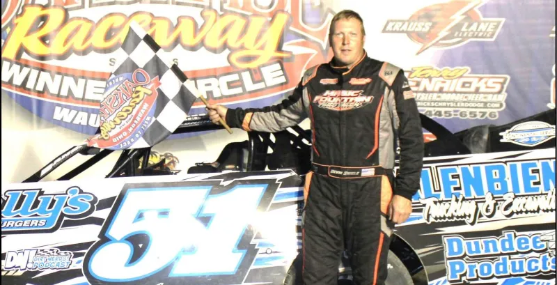 Devin Shiels Dominates At Oakshade Raceway