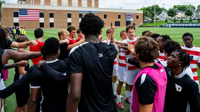 Men's Soccer Picked To Finish Second, Three Flyers Named To A10 Preseason Team