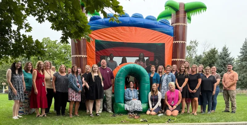 Oakwood Elementary 'Bounces' Into a New School Year