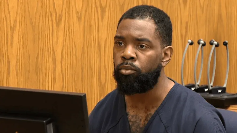 Trial begins for man accused in New Albany warehouse shooting that killed 2