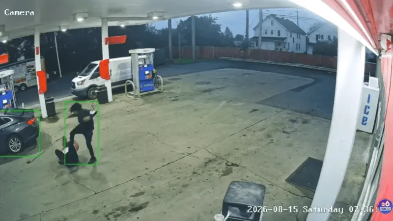 60-year-old woman attacked, carjacked at Columbus gas pump