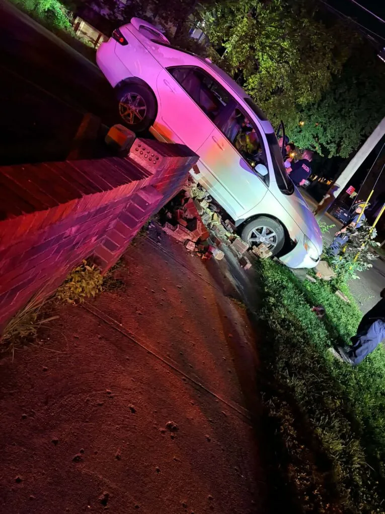 Car drives through brick wall in Clintonville, almost hitting pedestrians