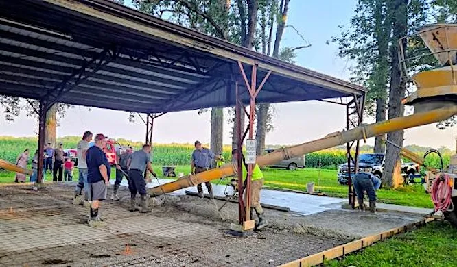 A Community Comes Together in Cecil