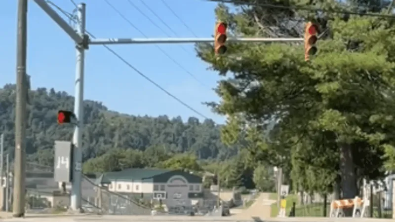 WVDOT repairs lightning-damaged crosswalk signals near Wheeling schools after delays