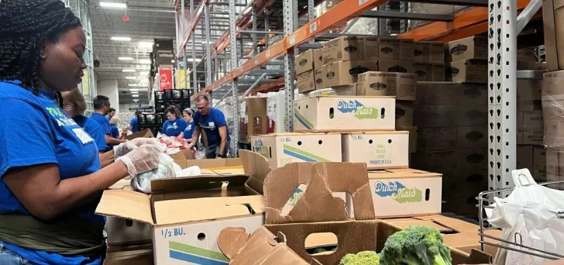 Ohioans at foodbanks often must choose to buy food or medicine, according to survey of visitors