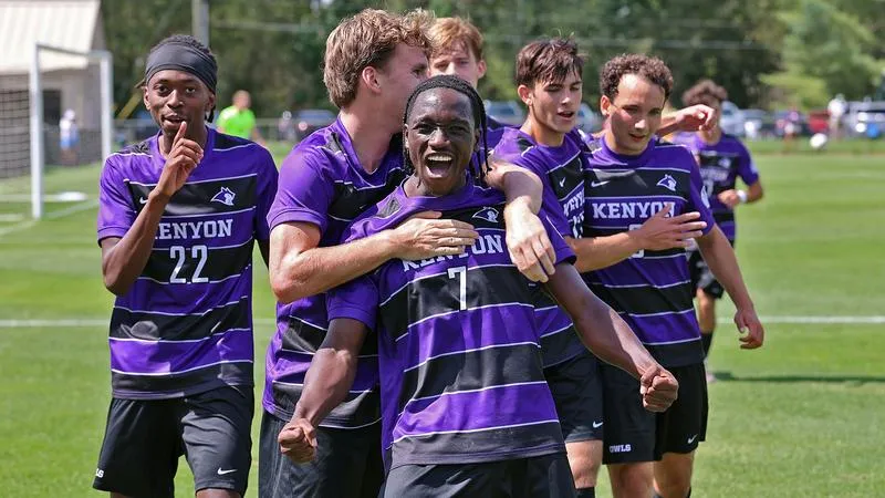 Men's Soccer: Strong Kenyon offense blows by Panthers