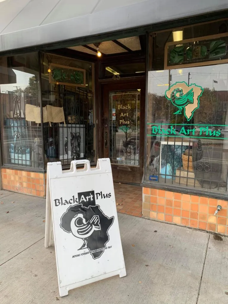 After 40 years, Downtown-era art gallery is closing for good