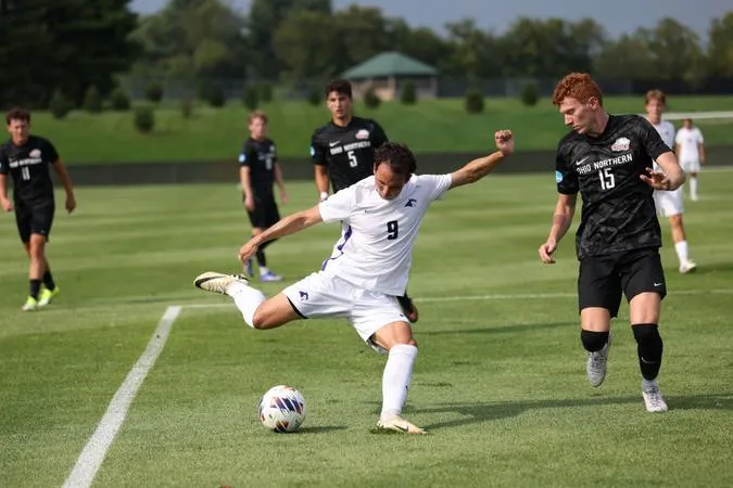 Men's Soccer: Owls pop Pomona-Pitzer in 2-0 win