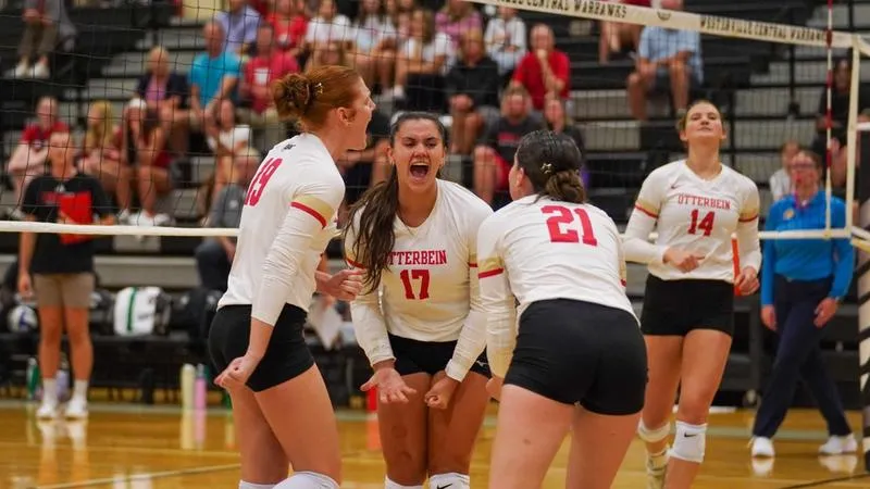 (RV) Cardinals power past Presidents, Panthers