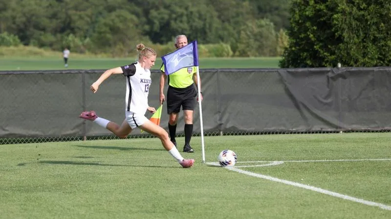 Women's Soccer: Owls remain undefeated in 0-0 draw