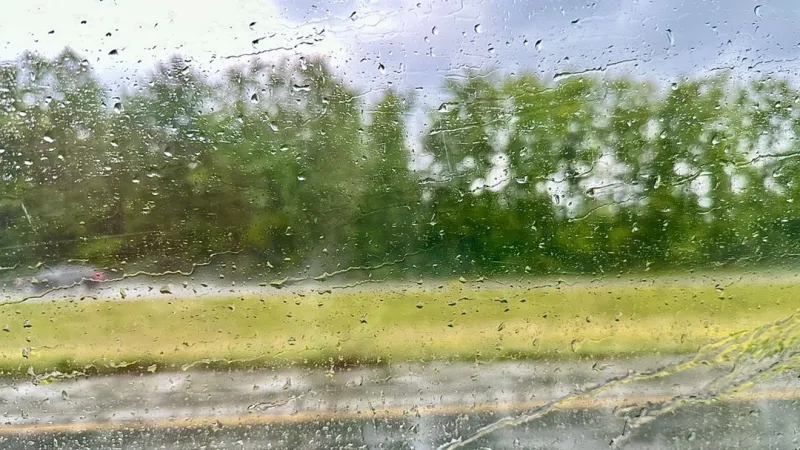 Columbus Weather: Scattered showers, storms kick off the weekend