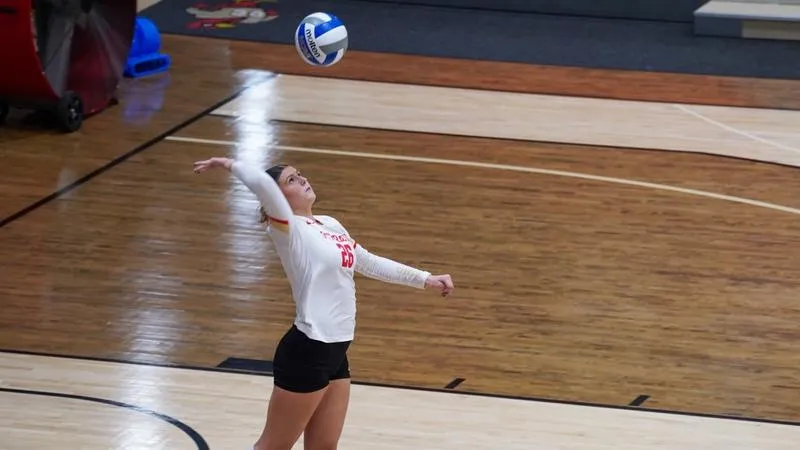 (RV) Volleyball earns 3-1 win over Trine