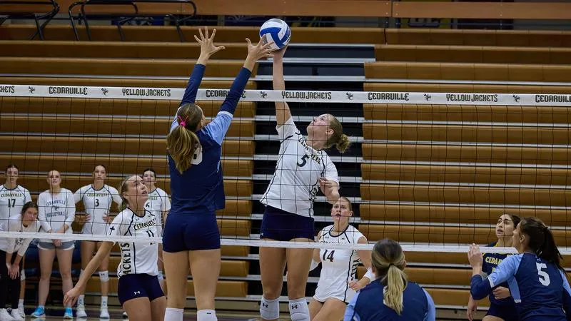 Cedarville sweeps Northwood to start G-MAC play 2-0