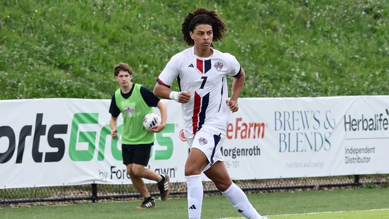 Dragons Defeat Pioneers 2-0