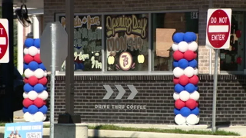 Cars line up as 7Brew opens new Wheeling location on National Road