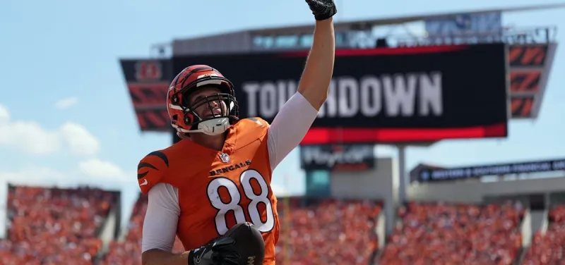 Bengals force 4 turnovers and Joe Burrow throws for TD in 33-27 win over the Buccaneers