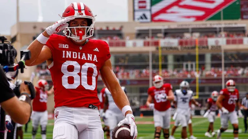 Chasing History: WR Charlie Becker Eyes Indiana's Single-Season Touchdown Record