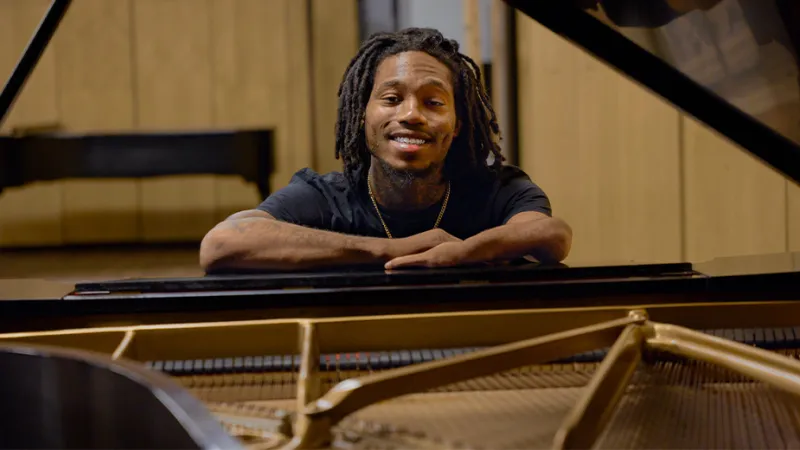 YSU's Presidential Conversations to Feature Warren's Darrius Simmons