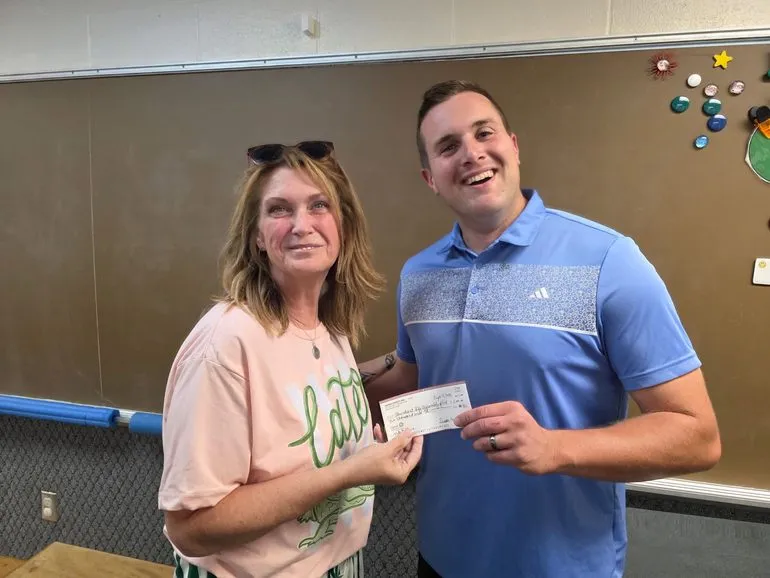 Hardin County ARC Donates $2,000 to Support Hardin County Night to Shine