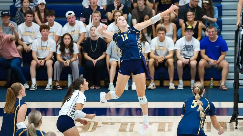 Lady Jackets cruise to third straight G-MAC win