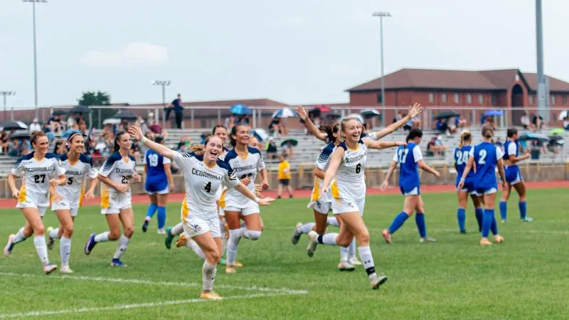 Six straight shutouts for surging Lady Jackets