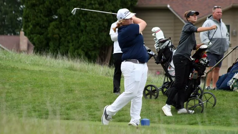 Women's Golf Battles on Day One at Grace College
