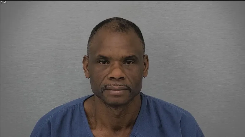 Trial begins for truck driver charged in I-71 crash that killed Ohio family of 3