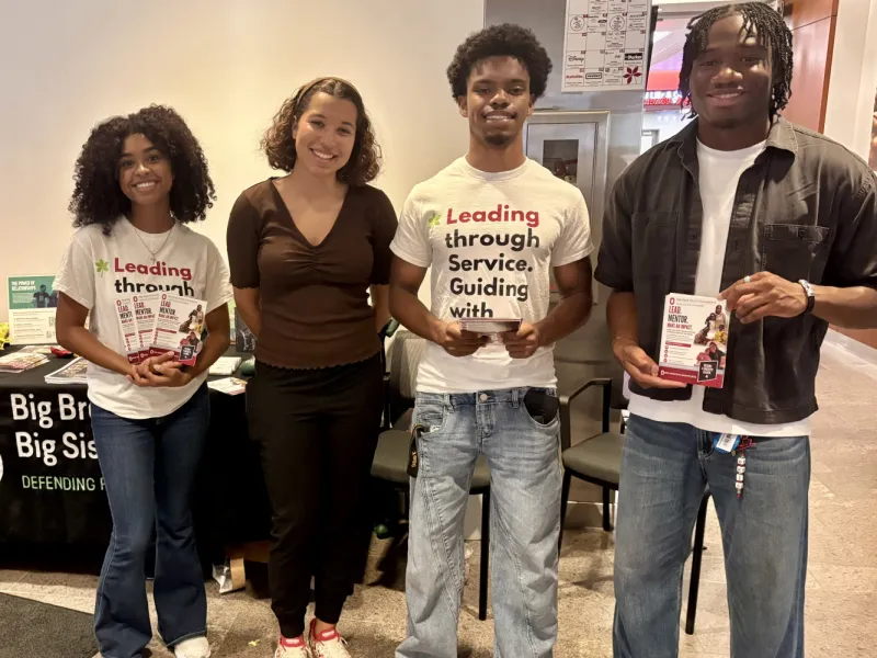 Ohio State students earn course credit through community service