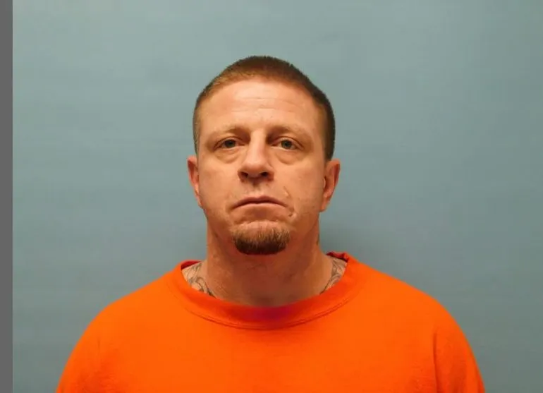 Man arrested after search warrant served with Allen County S.W.A.T. assistance