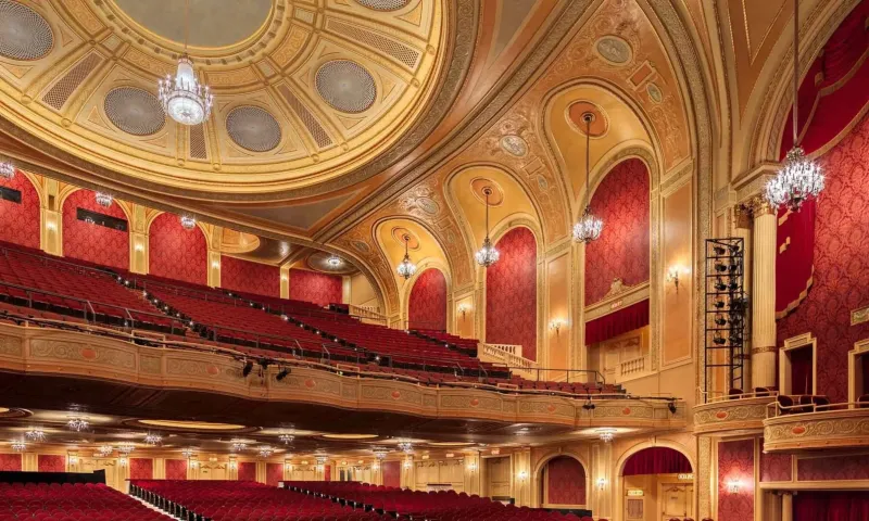 Columbus' historic Palace Theatre marks milestone anniversary