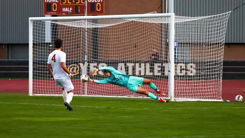 Verling Records 18 Saves as Men's Soccer Puts Up Fight with Hope