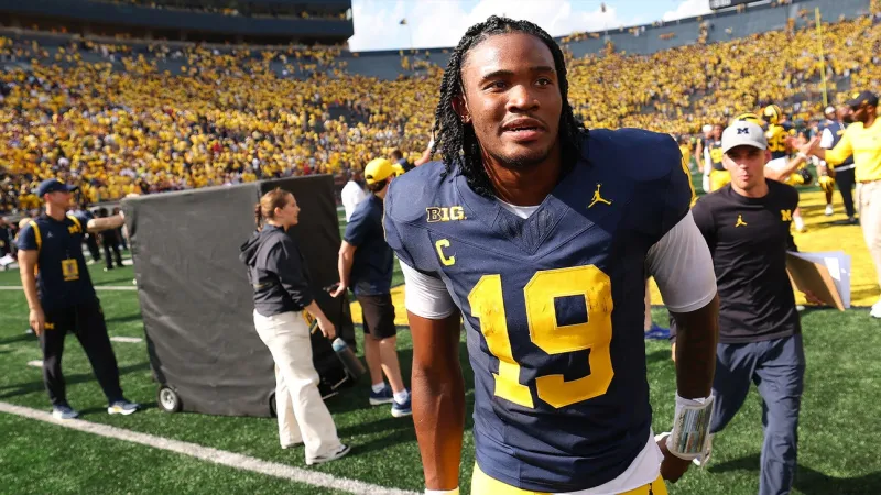 2026 College Football Week 4 Expert Picks: Back Low Scoring In Iowa-Michigan