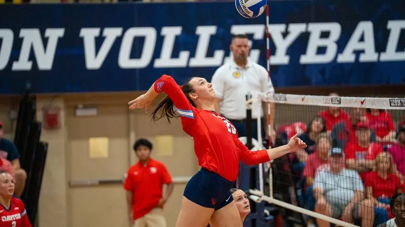 #UDVB Wins Straight-Set Match Over Davidson