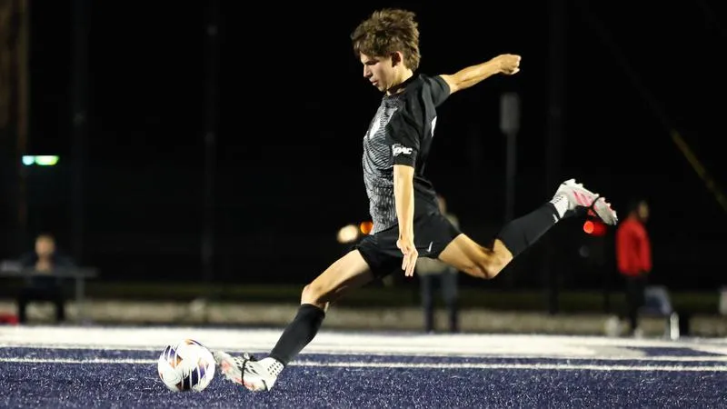 Men's Soccer plays Ohio Wesleyan to a 2-2 draw