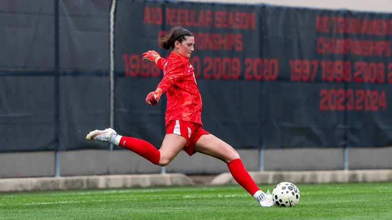 Shorthanded #UDWSOC Earns 0-0 Draw At Loyola Chicago