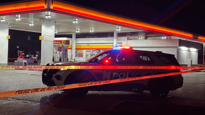 Man in critical condition after stabbing near Linden Shell station