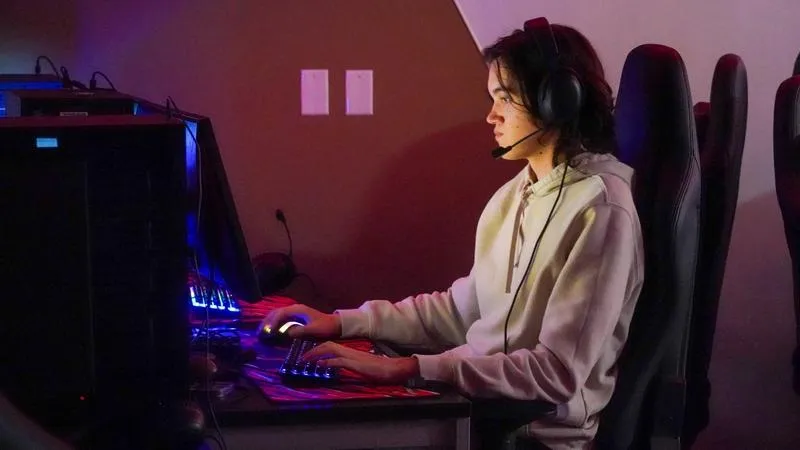 Esports continues fall competition