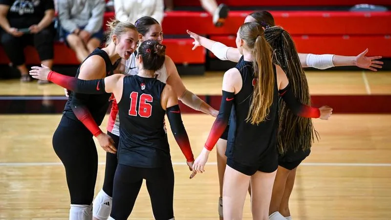 Bishops Extend Win Streak to Seven with Sweep of Baldwin Wallace