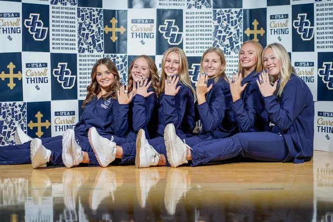 Women's Swimming and Diving Season Preview