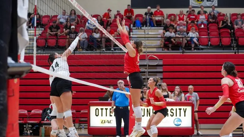 Baum paces No. 18 Otterbein past Polar Bears