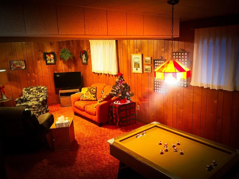 '70s-inspired dive bar and coffee concept coming soon to Clintonville