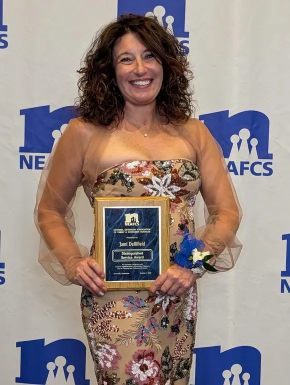 Hardin County OSU Extension Educator Receives National Distinguished Service Award