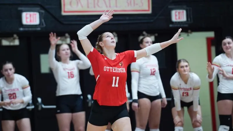 No. 18 Otterbein splits Saturday matches at Earlham