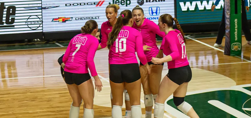 Ohio Volleyball extends win streak after sweeping series against Akron