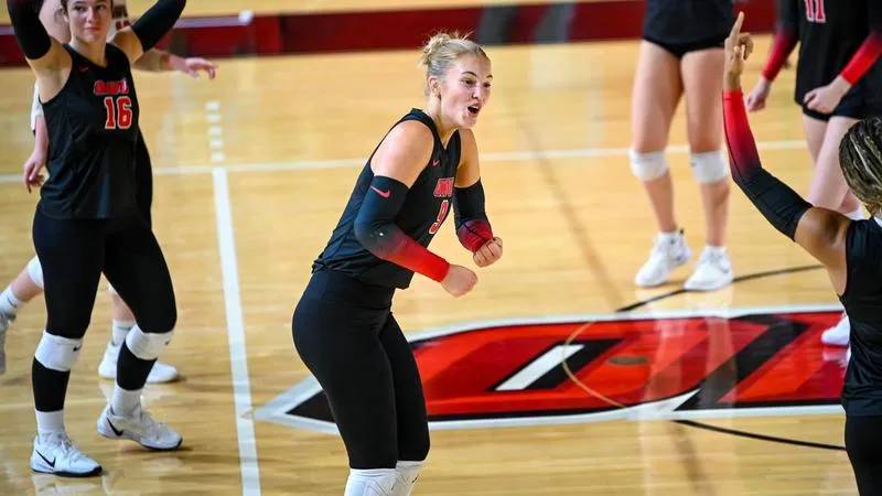 Bishops Split Doubleheader Against Denison and CWRU