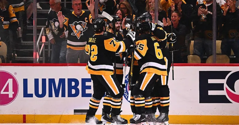 Novak scores 2 goals, including OT winner, to help the Penguins beat the Canadiens 6-5