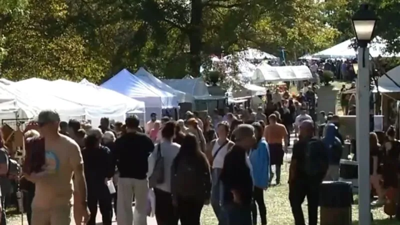 Oglebayfest artist and gourmet market draws big turnout, honors Phil Maxwell