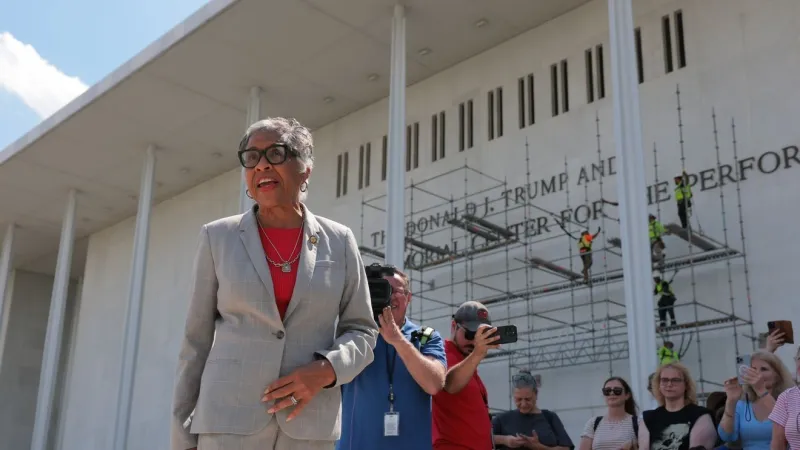 Ohio Democrat objects to DOJ citing executive privilege to withhold Kennedy Center records