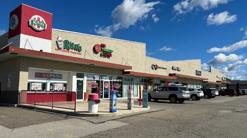Austintown Plaza Building Sells for $3.2M
