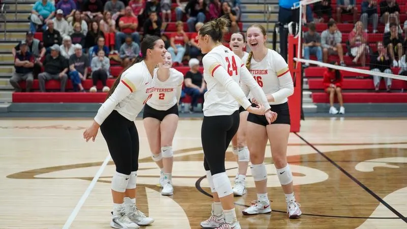 No. 20 Volleyball Remains Undefeated in OAC Play